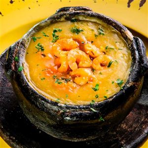 CALDINHO DE CAMARÃO COM CATUPIRY