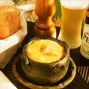 CALDINHO DE MANDIOCA COM CAMARÃO E CATUPIRY