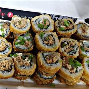 URAMAKI HOT DO SETE / 12 UND