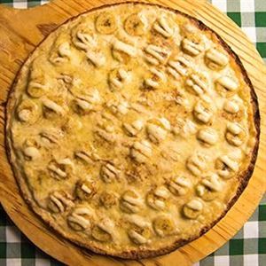 23. BANANA COM CANELA (PIZZA)