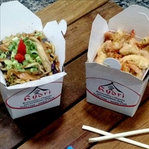 COMBO MINI YAKISOBA + CAMARÃO