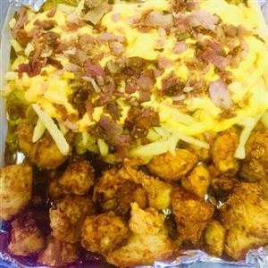 400G DE FRANGO + 500G DE BATATA COM CHEDDAR E BACON + REFRI 1,5L