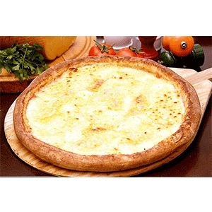 PIZZA QUATRO QUEIJOS COM ALHO CROCANTE