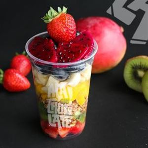SALADA DE FRUTAS