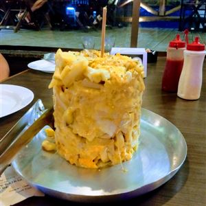 TORRE DE BATATA STROGNOFF DE FRANGO