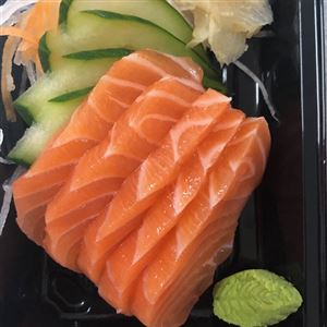 SASHIMI SALMÃO