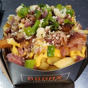BATATA CHEDDAR E BACON