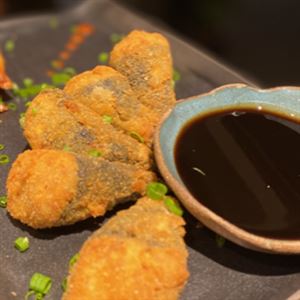 8 (UND) MINI TEMAKI HOT (FRITOS)