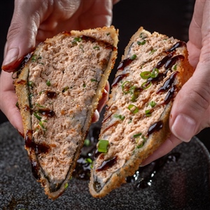 TEMAKI HOT SALMAO GRELHADO COM CREAM CHEESE